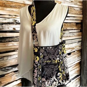 Vera Bradley Hipster Crossbody Beautiful Retired Baroque Yellow Gold Black EUC